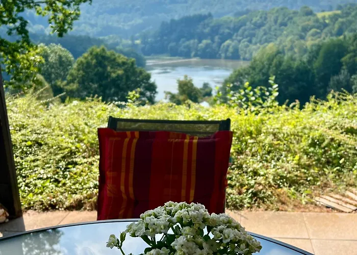 Seeblick بيت للعطل Biersdorf